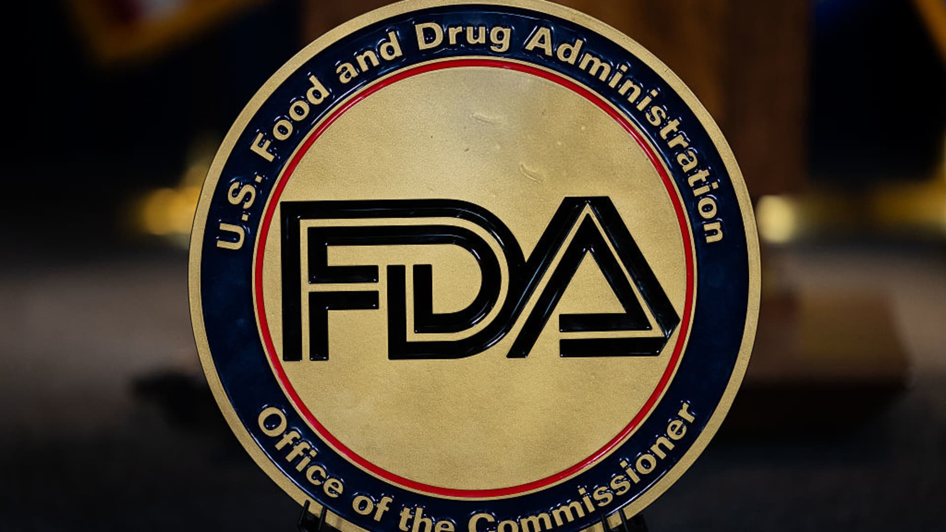 HHS Plans Two New FDA Deputy Commissioners, One for Technology and AI