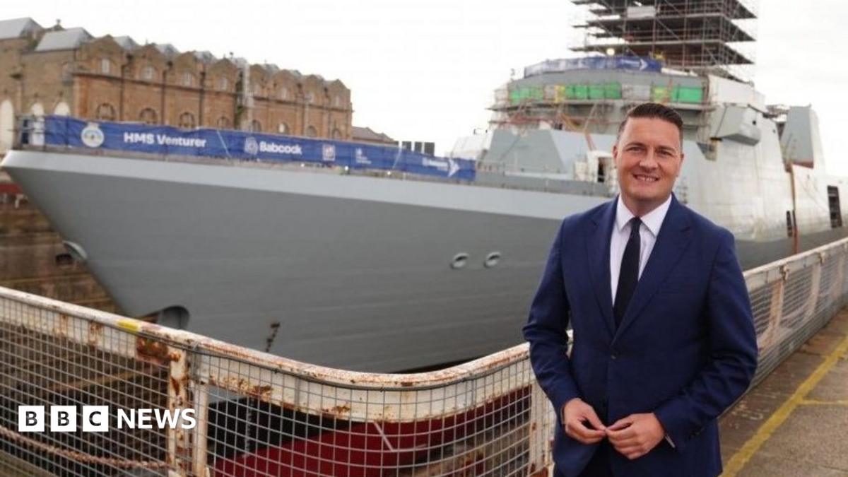 Streeting Says He Has Faced More Online Homophobia in Three Weeks Than in His Life